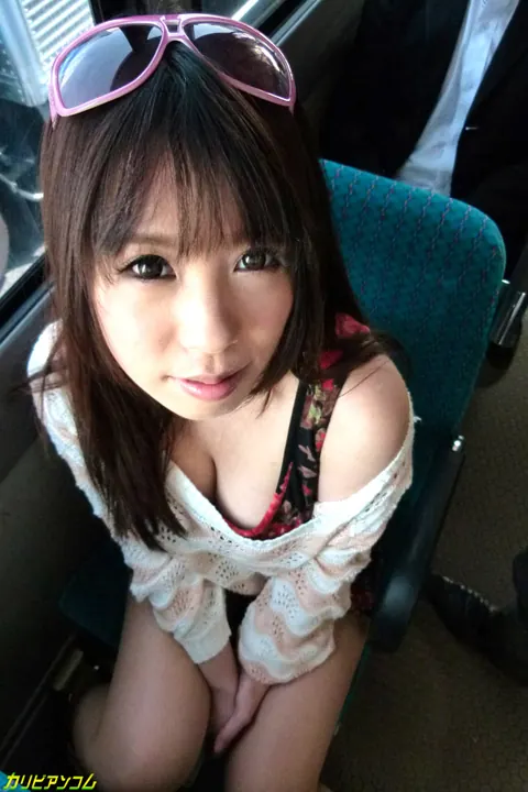 Chinatsu Kurusu: Petite Japanese Brunette Strips and Squirts – photo 4 of 20