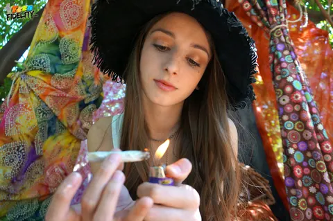 Willow Hayes: Skinny Brunette Bares Her Boobs Before Smoking in the Forest – photo 13 of 17