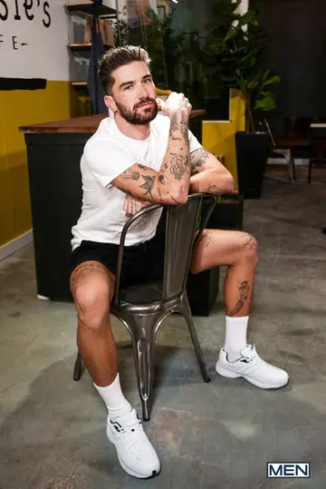 Tattooed Man Takes Bareback Anal from His Partner