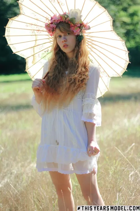 Slim Redhead Strips Out of Her Skirt Outdoors – photo 5 of 15