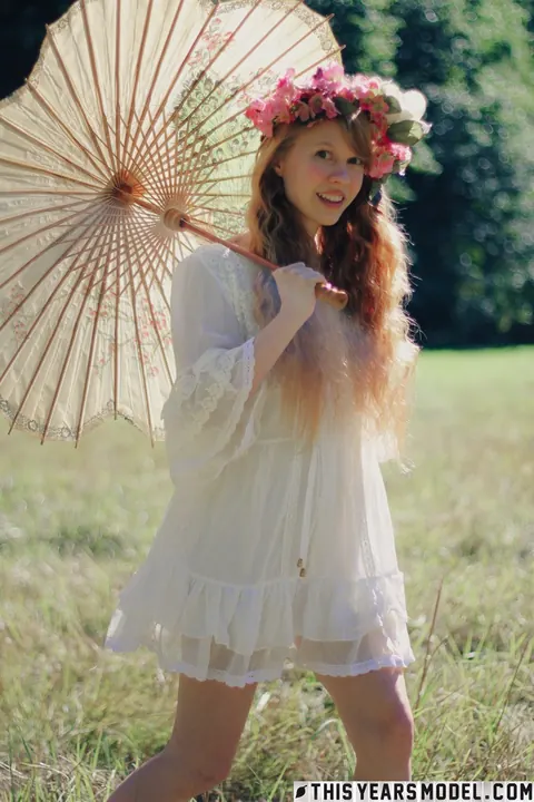 Slim Redhead Strips Out of Her Skirt Outdoors – photo 3 of 15