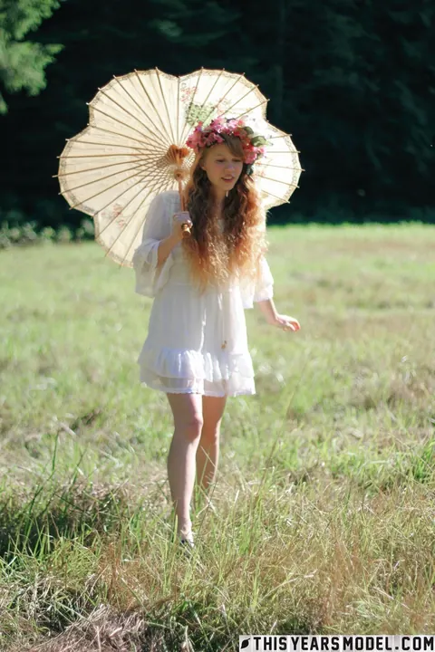 Slim Redhead Strips Out of Her Skirt Outdoors – photo 1 of 15