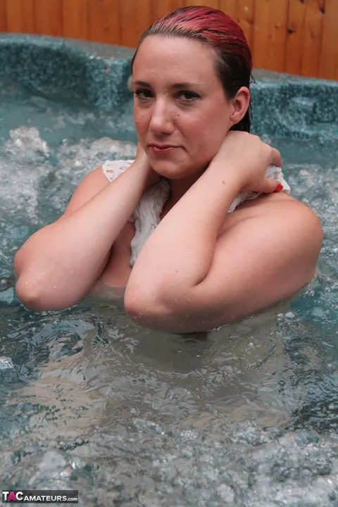 Sarah Banks: Mature Ebony BBW with Big Tits Strips Out of Her Bikini Outdoors – photo 19 of 20
