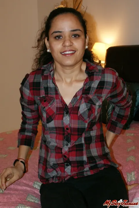 Jasmine Mathur: Asian Brunette in Lingerie and Jeans Shows Her Small Tits – photo 3 of 10