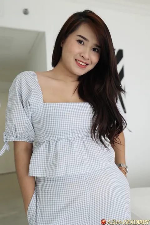 Asian BBW Gets Fucked Missionary Style in POV – photo 1 of 20