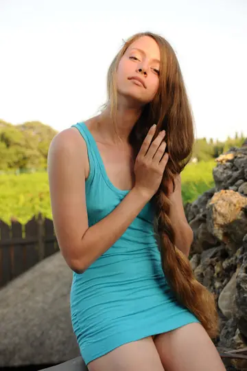 Milana K – Slim Brunette Poses Naked on the Beach