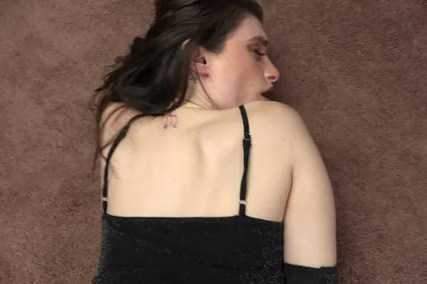 Mila Taylor: Brunette with Big Tits in Ripped Pantyhose Takes Anal – photo 15 of 21