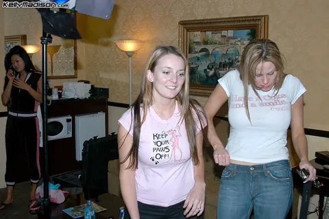 Kelly Madison: Tall Asian MILF with Big Tits Joins Public Group Sex – photo 11 of 16