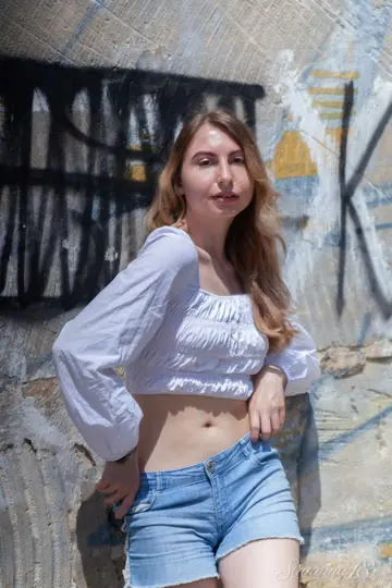 European Babe in Shorts Pulls Them Aside and Spreads Her Ass