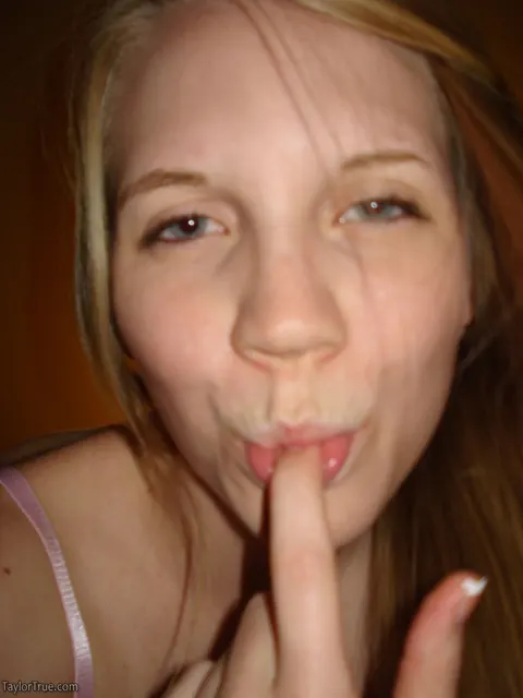 Taylor True: Blonde Amateur Pulls Her Panties Aside to Suck Cock and Spread – photo 2 of 15