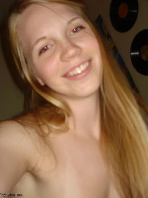 Taylor True: Blonde Amateur Pulls Her Panties Aside to Suck Cock and Spread – photo 13 of 15