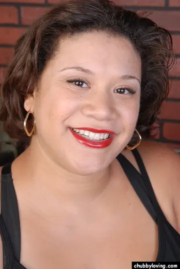 Monet Staxxx – Mature Ebony BBW in Lingerie Shows Her Big Natural Tits and Spreads