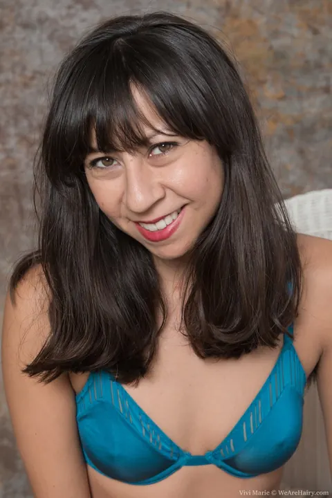 Vivi Marie: Latina Brunette with Small Natural Tits Spreads Her Hairy Pussy – photo 5 of 17
