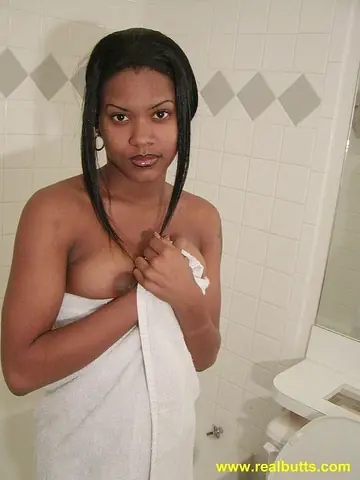 Ebony Woman with Short Hair Gets Fucked and Takes a Cumshot