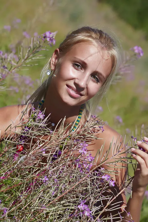 Petite Blonde with Big Tits Spreads Her Legs in the Forest – photo 15 of 20
