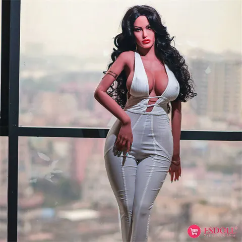 Tall Black-Haired Woman Reveals Her Big Tits – photo 8 of 21