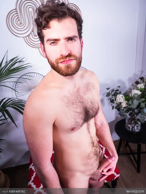 Bearded Hairy Man Strokes His Big Cock and Toys His Ass – photo 5 of 18