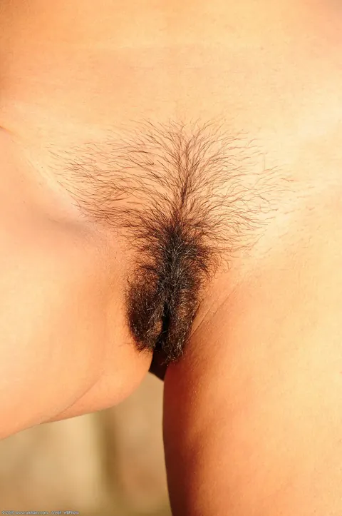 Busty Latina MILF Spreads Her Hairy Pussy – photo 14 of 21