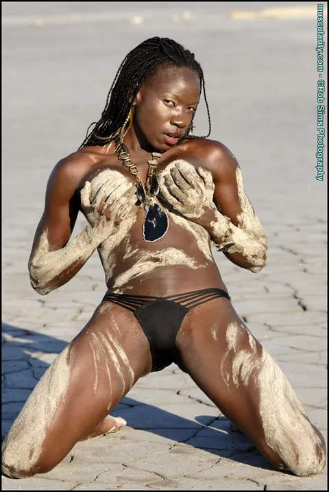 Camille Elizabeth: Thick Ebony Bodybuilder Strips Out of Her Bikini and Poses in Panties – photo 11 of 15