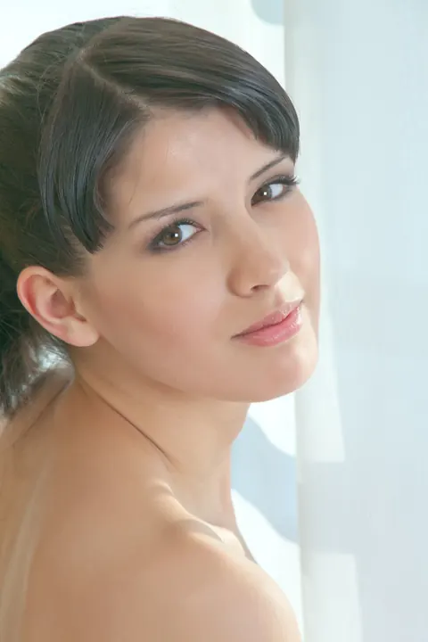 Luiza A: Petite Brunette Spreads Her Pussy in Glamour Poses – photo 19 of 21