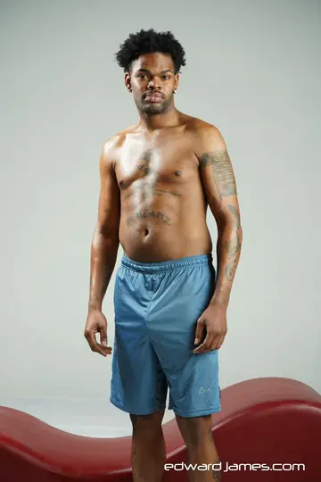 Two Thick Men with Big Asses Give and Receive Blowjobs