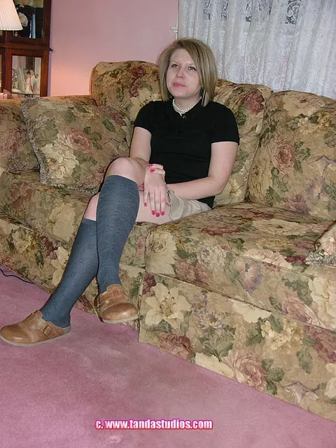 Veronica Snow: Short-Haired Blonde MILF in Socks Strips to Show Her Pierced Pussy – photo 4 of 20