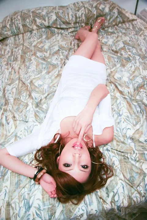 Aya Sakuraba: Slim Japanese Redhead Fucks Her Partner on the Bed in Heels – photo 3 of 15