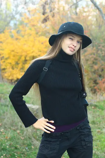 Milena D – Skinny Blonde Shows Off Her Big Natural Tits and Slim Figure