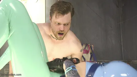 Tattooed Trans Woman Peels Off Her Latex – photo 4 of 20