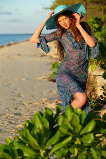 Skinny Redhead Spreads on the Beach in Erotic Outdoor Set