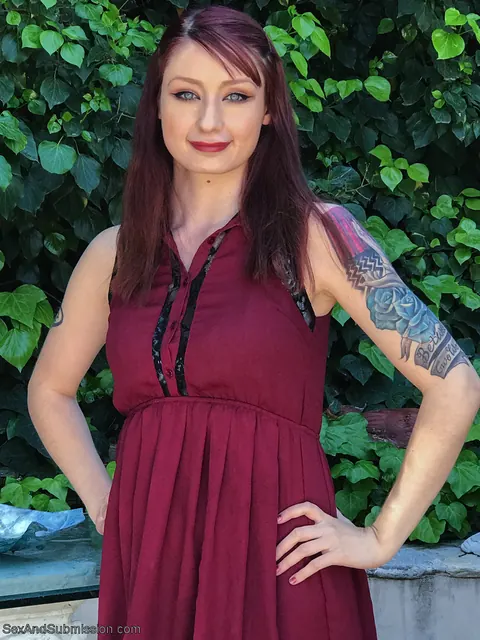 Violet Monroe: Thick Pale Redhead Takes Anal and Gets Cum Covered in Bondage – photo 21 of 21