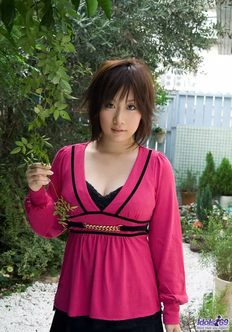 Hanano Nono: Busty Asian Woman Poses Nude in Heels Outdoors – photo 1 of 16