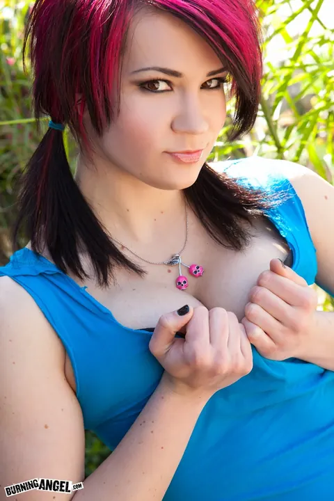 Azure Maddox: Short-Haired Redhead Bares Her Big Tits and Spreads Outdoors – photo 4 of 17