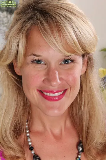 Katherine Jackson – Blonde MILF Rolls Down Her Panties to Show Her Hairy Bush