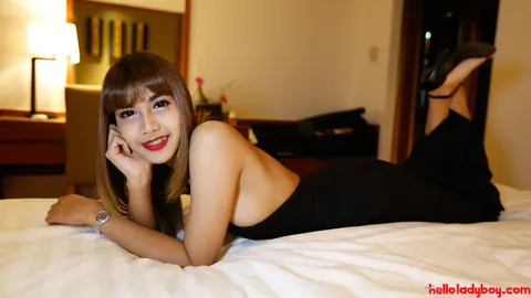 Asian Trans Woman Strips Off Her Top and Flaunts Her Tits – photo 11 of 21