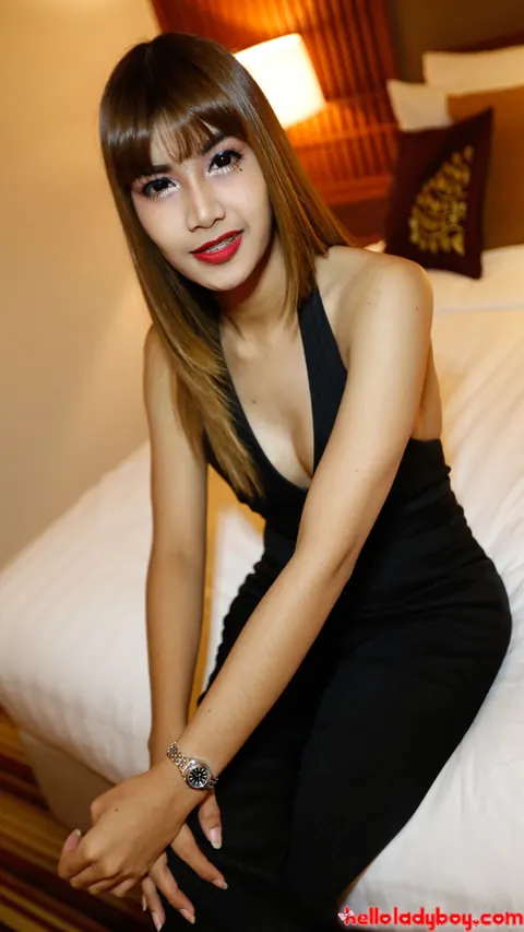 Asian Trans Woman Strips Off Her Top and Flaunts Her Tits – photo 1 of 21