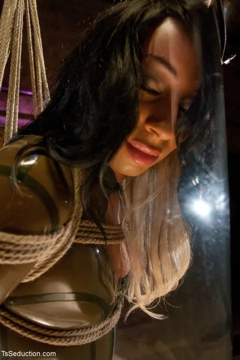 Trans Woman Leads a Bondage Threesome with a Woman and a Man – photo 3 of 21