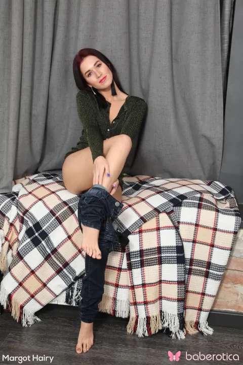 Brunette Peels Off Her Top and Fingers Her Pussy – photo 4 of 21