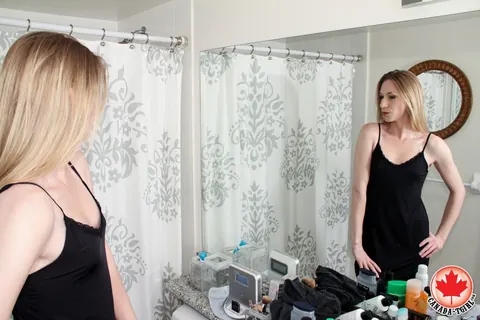 Slender Trans Woman Poses Nude in the Bathroom – photo 1 of 16