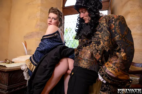 Alice Wayne: European Brunette in Costume Gets Fucked in the Ass – photo 7 of 12