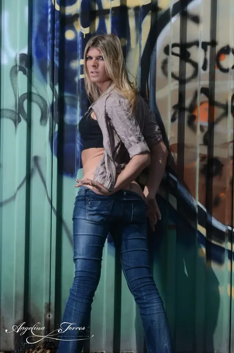 Trans Woman Unbuttons Her Jeans and Strips Nude Outdoors – photo 11 of 12
