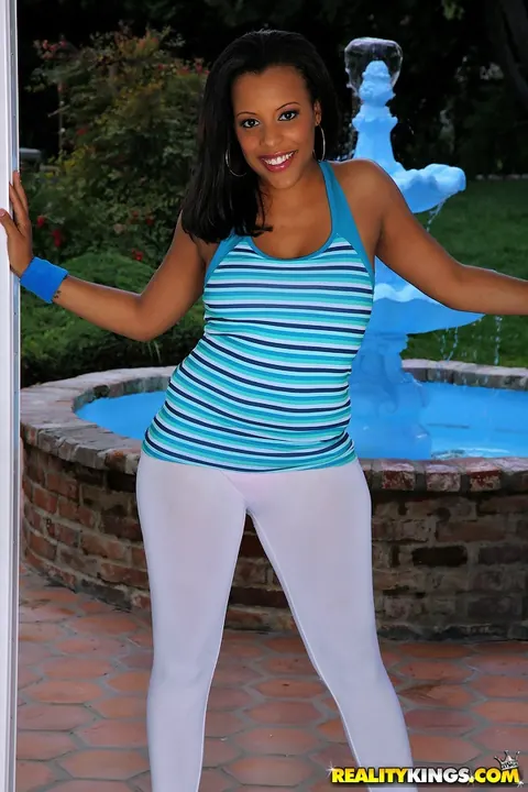 Christina Copafeel: Thick Ebony Brunette Shows Her Big Natural Tits and Ass Outdoors – photo 7 of 16