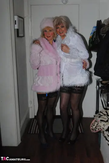 Molly Maracas – Busty Mature Blondes Strip Off Their Lingerie and Keep Stockings On