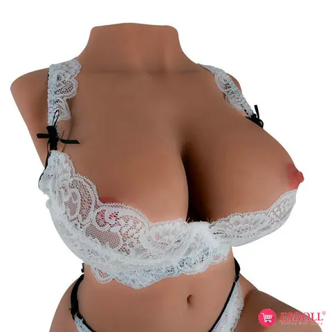 Woman in Lingerie Poses Then Strips Fully Nude – photo 18 of 19