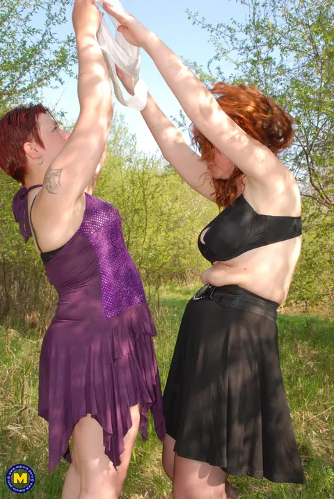 BBW Redheads Lift Their Skirts for Lesbian Sex Outdoors – photo 2 of 21