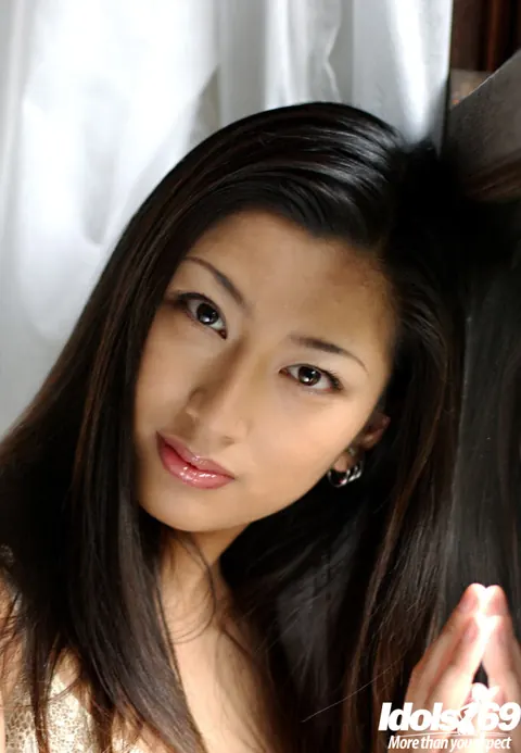 Ran Asakawa: Japanese Brunette Shows Her Hairy Pussy and Natural Tits – photo 2 of 16
