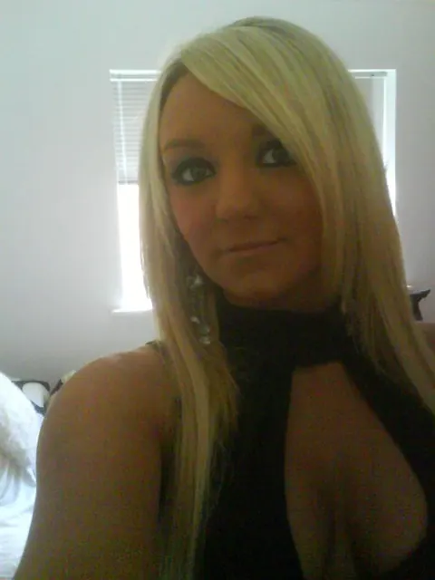 Blonde with Big Tits Poses Nude for Self-Shots – photo 7 of 13