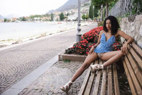 Valery Ponce: Thick Ebony Brunette Unveils Her Big Ass Outdoors in a Dress on the Beach – photo 10 of 20