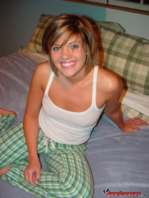 Hailey James: Tattooed Blonde MILF Strips and Shows Her Firm Tits – photo 2 of 15