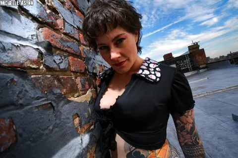 Michelle Aston: Tattooed Brunette MILF with Big Natural Tits Poses Nude Outdoors in Heels – photo 2 of 15